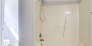 Charming 3 Bedroom Home Gallery 25