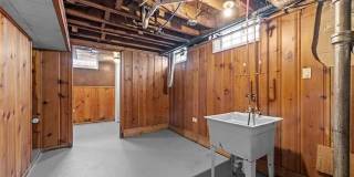 19501 Redfern Street Gallery 24