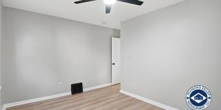 128 Mounds Avenue Gallery 19