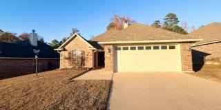 Half off first month rent! Gated Community close to Barksdale Air Force Base... W/Community Pool Gallery 1