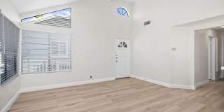 Prime Irvine Living: Bright End Unit Steps from Pool & Parks Gallery 10