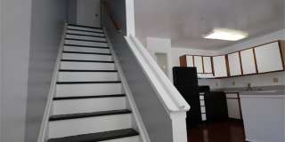 1005 Hillman Street Gallery 7