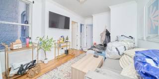 241 E 18th St Gallery 1