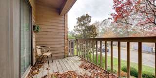 Beautifully remodeled one bedroom, one bath in Lake Wylie Woods! Gallery 20