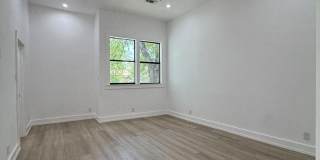 105 Forrest Gallery 7