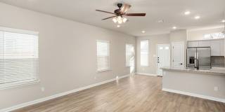 Beautiful 3/2.5 Townhome Gallery 2