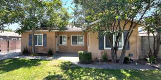 2 UNITS IN ONE!! A 3 bed, 2 bath FRONT house with a 1 bed 1 bath ADU, located in San Bernardino! 2 UNITS IN ONE!! A 3 bed, 2 bath FRONT house with a 1 bed 1 bath ADU, located in San Bernardino! Gallery 1