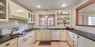 Beautiful Craftsman Bungalow on the edge of the Historic Fort Russell Dristrict Gallery 23