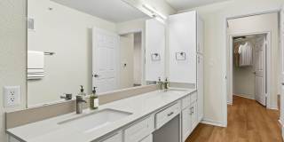 Eaves North Dallas Gallery 7