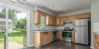 Charming 3 Bed / 1 Bath Home with 1-Car Garage in South Kansas City! Gallery 7