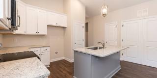 Three Bedroom Home! Gallery 15