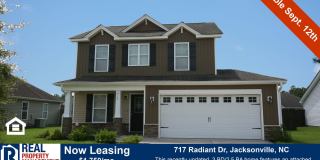 Charming 3 BD/2.5 BA Home with Attached Garage and Fenced Back Yard Gallery 1