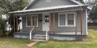 1712 Edenton Street Gallery 1