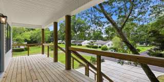 Custom Home in Seagate | 4 Bedrooms • 3 Bathrooms • Minutes to Wrightsville Beach Custom Home in Seagate | 4 Bedrooms • 3 Bathrooms • Minutes to Wrightsville Beach Gallery 10