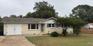 512 Clift Drive Gallery 1