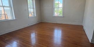 Future Rental! 3rd floor apartment near Central Market and all Downtown Amenities! Future Rental! 3rd floor apartment near Central Market and all Downtown Amenities! Gallery 5