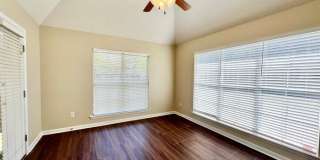 9146 Glen Cove Gallery 4