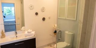 31 SW 6th St Gallery 23