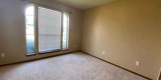 Large 3 Bed 2 Bath Home In Moore Schools With Storm Shelter!!! Gallery 28