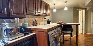 Great house in great location Gallery 17