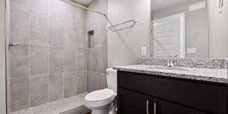 ONE MONTH FREE! 621 MLK *Income Restricted* Gallery 4