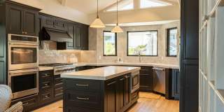 12 South Stonington Road Gallery 8