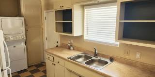 Cozy 2 bed/1 Bath house-UNFURNISHED ** Gallery 22