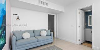 20100 W Country Club Dr Gallery 12