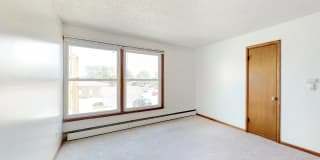 Plaza Manor Gallery 28