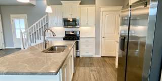 3 Bed, 2.5 Bath in Gated Community with Private Pond Gallery 8