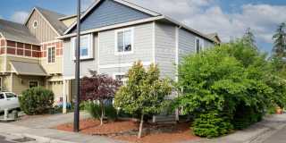 Four Bedroom Craftsman At Knights Bridge Crossing On Corner Lot! Four Bedroom Craftsman At Knights Bridge Crossing On Corner Lot! Gallery 1