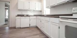 Huge Brick OSU Campus Single Family House! Gallery 9