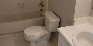 Townhome in Midtown Raleigh Gallery 17