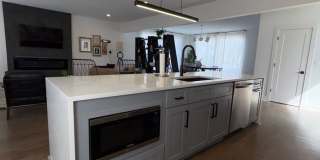 Fully Furnished 5 Bed, 3.5 Bath Located In East Nashville's McFerrin Park Neighborhood! Lawn Care Included! Gallery 21