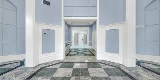The Kensington Gallery 27