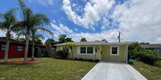Beach Bungalow Gallery 1