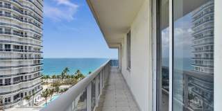 9595 Collins Ave Gallery 20