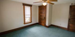 Bright, beautiful home with 3 garage spaces & tons of storage! Gallery 18
