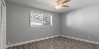 109 S Colorado Avenue Gallery 15