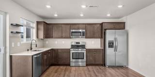 Beautiful 2022 Built Home With Views! Gallery 8
