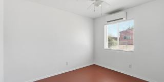 1226 E. Elm St. Gallery 9