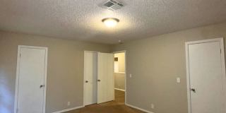 200 Lochwood Cir Gallery 16