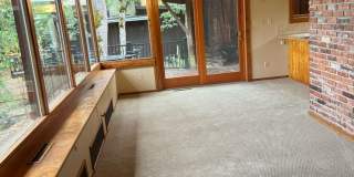 ALL UTILITIES INCLUDED! ~ 3 Bedroom 1 Bath Gallery 13