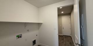 Luxury Single Story 3 Bedroom Plus Office / Sitting Room Recent Construction Available in Exclusive La Cuentista! Gallery 29