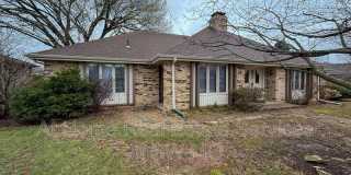 1701 E Lark St Gallery 1