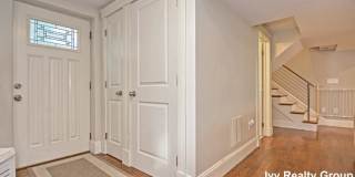 1108 Broadway Gallery 10