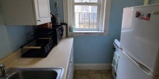 1BR/1Bth unit. Great location, Right on T, Heat/Hot Water included Gallery 9