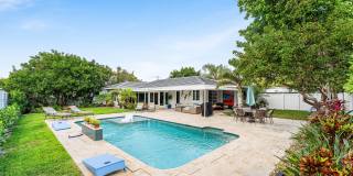 20 NW 11th Street Gallery 28