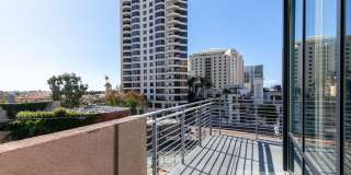 Sophisticated Urban Living in the Heart of San Diego’s Marina District Gallery 12