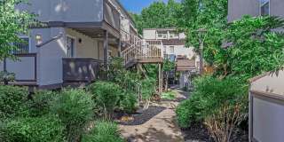 The Boulevard Gallery 16